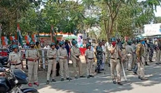 BJP’s disturbance at Congress’s meeting: Police stood like puppets as No Order from higher-authority to disperse the unpermitted Crowd by BJP BJP’s disturbance at Congress’s meeting: Police stood like puppets as No Order from higher-authority to disperse the unpermitted Crowd by BJP